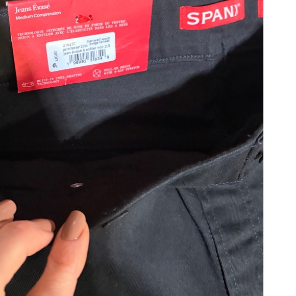 Spanx Flare Jeans 2.0 Black High Rise Pull On Denim Tall L 21523T NEW - Picture 2 of 3
